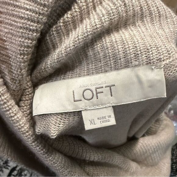 LOFT Ann Taylor Cowl Neck Tunic Sweater in Taupe Oversized - Picture 9 of 11
